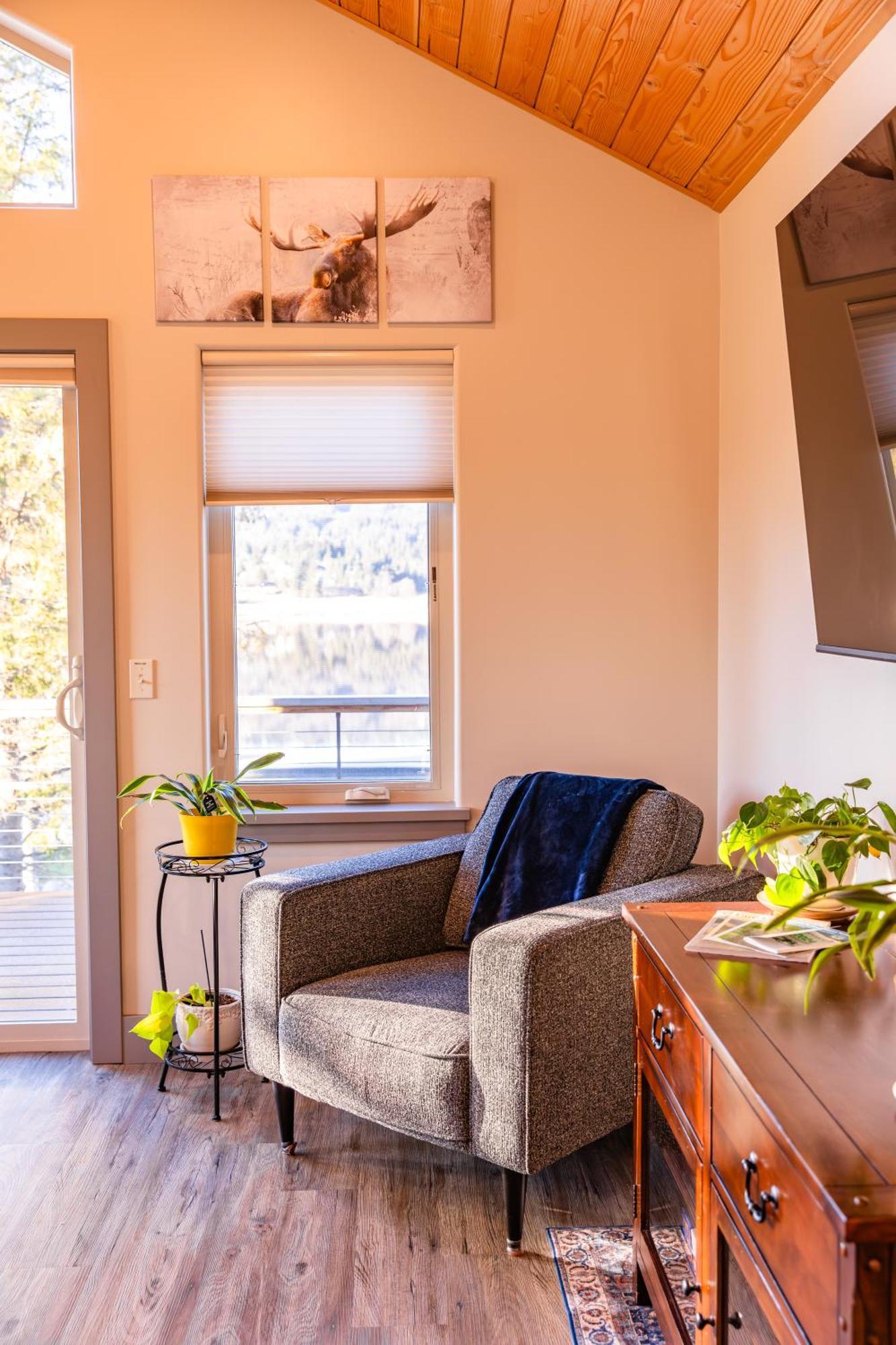 Lakeshore Lodging Suites Homer Bagian luar foto