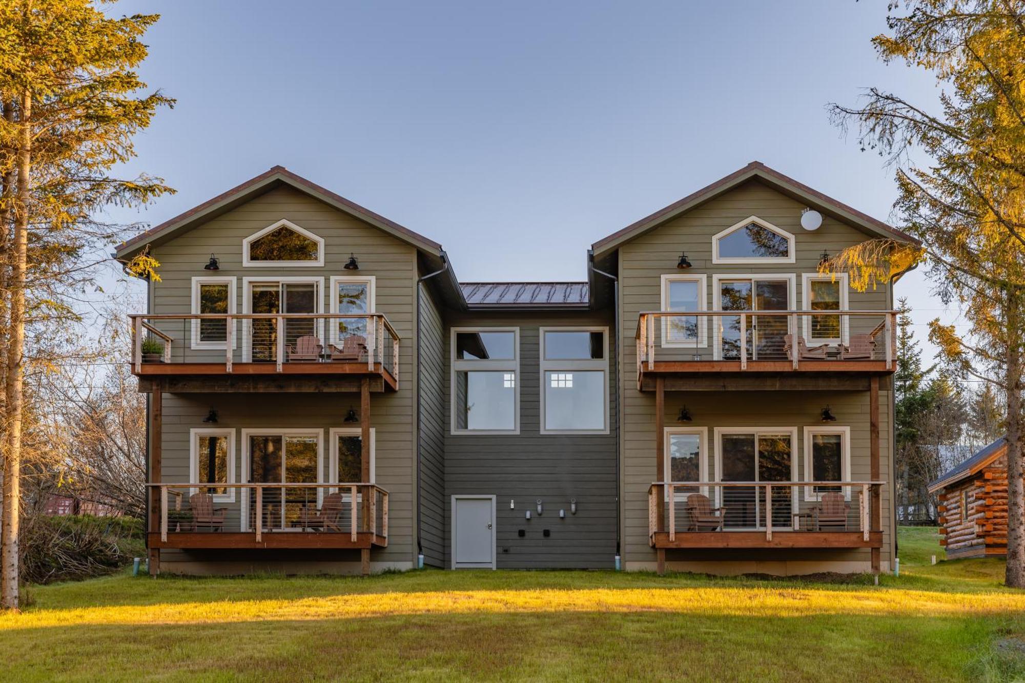 Lakeshore Lodging Suites Homer Bagian luar foto